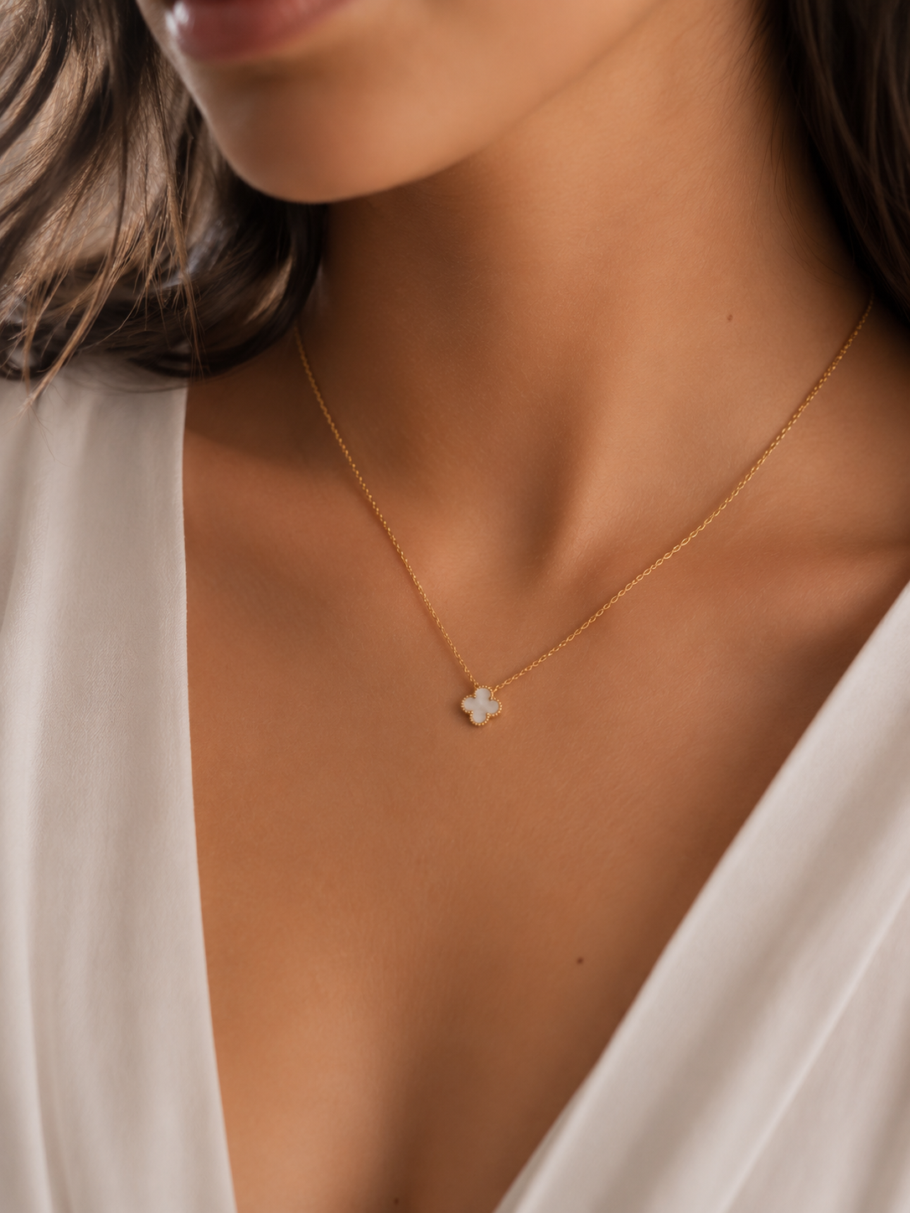 Colier Trifoi Alb Aur 14K NF92