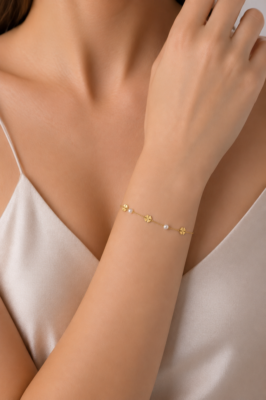 Bratara Trifoi Aur 14k B-88